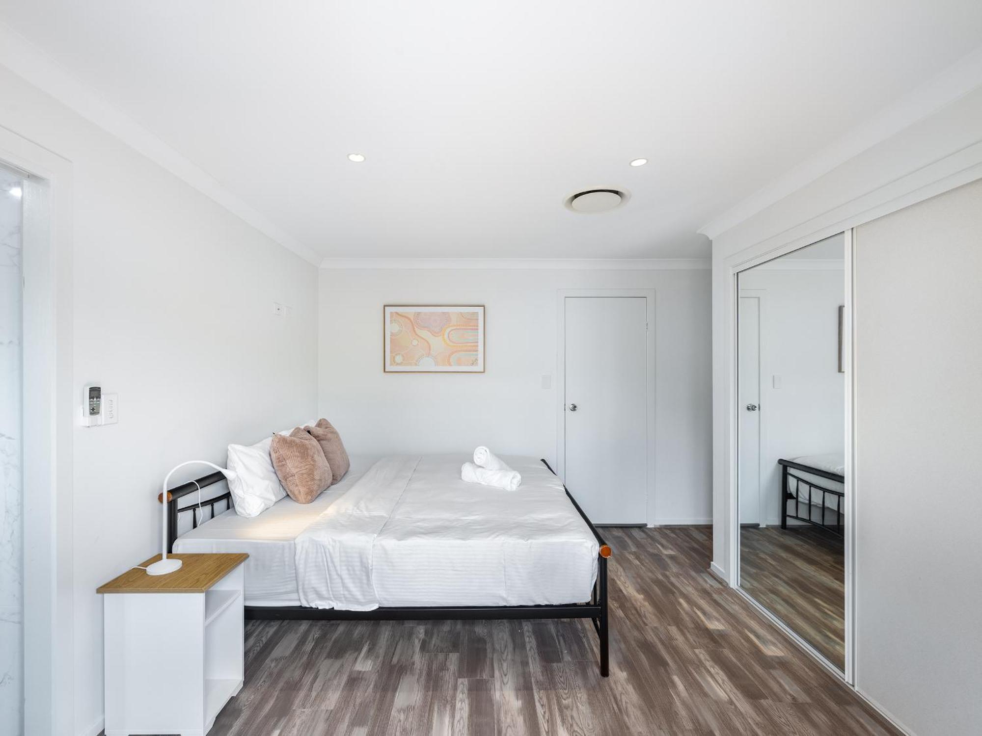 Exceptional Value! Immaculate&Cozy 1Br Home Kuraby Экстерьер фото